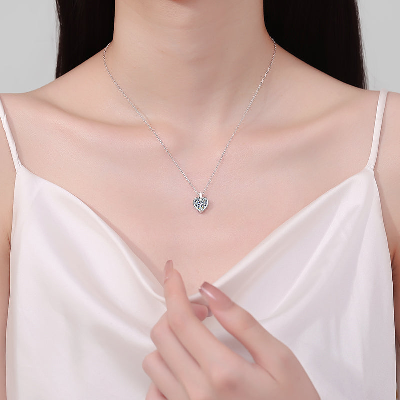 2 Carat Moissanite 925 Sterling Silver Heart Shape Necklace