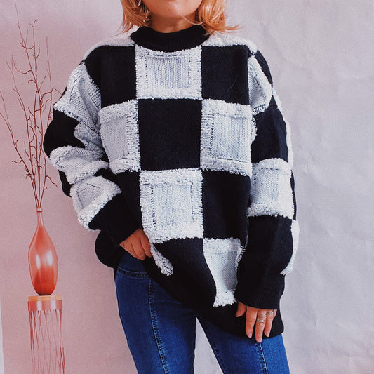 Checkered Round Neck Long Sleeve Sweater